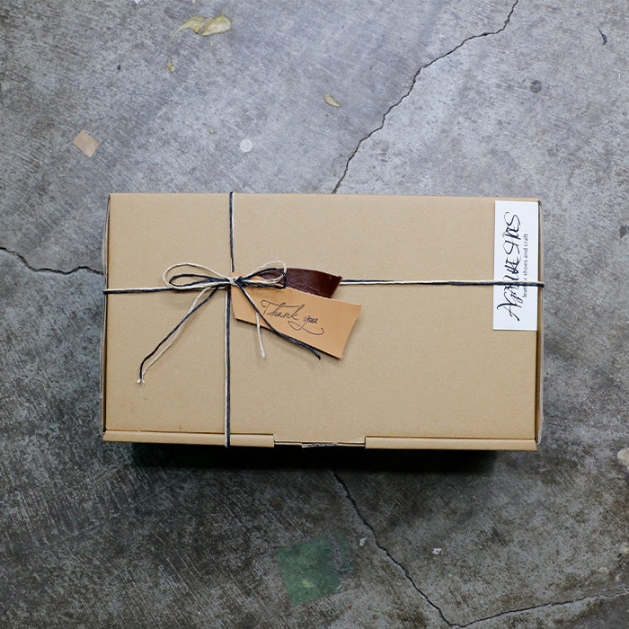 オリジナル ギフトボックス | AGASUKE SHOES 日本の職人手作りの本革製品